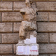Illustration for article titled This Statue is a 500-Year-Old Snark Message Board